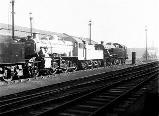 Photograph of 46442 2F Class (1 of 2)