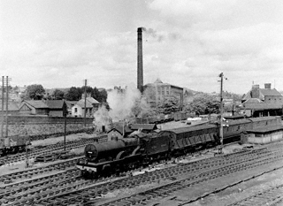Photograph of 41068 Compound Class